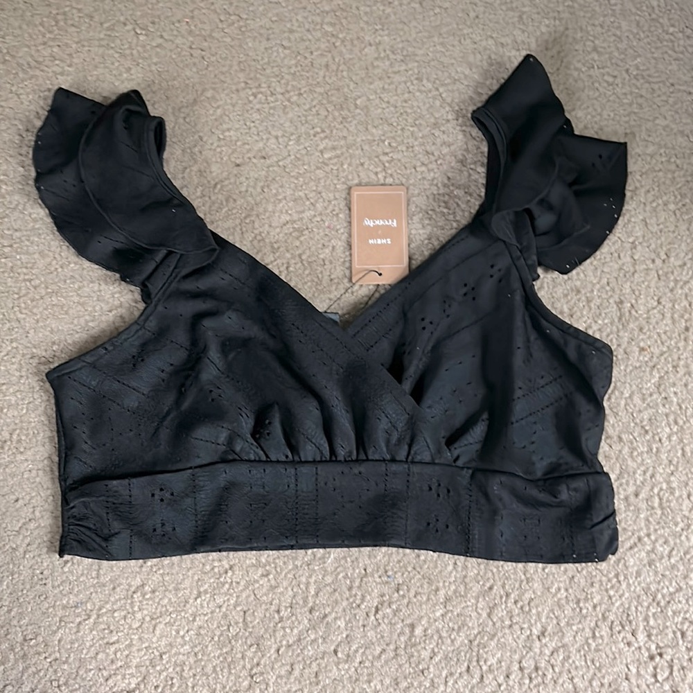 Shein, Size Large, Black Crop Top